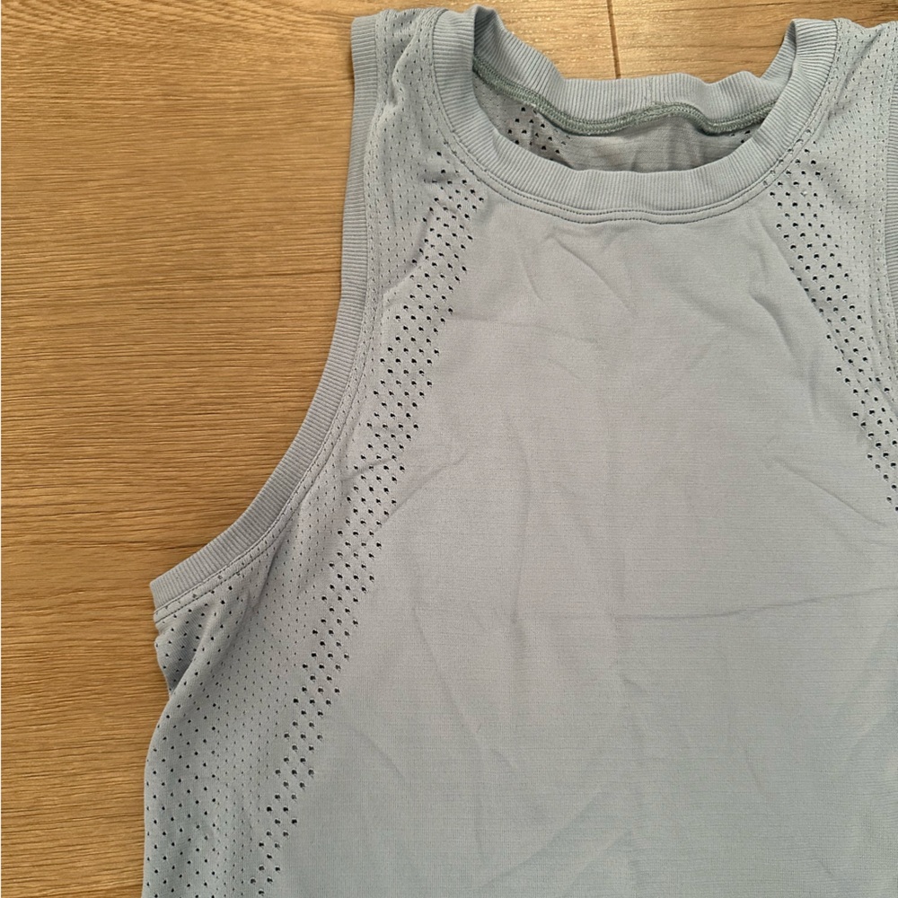 Lululemon Train to Be Tank Top - Picture 2 of 4